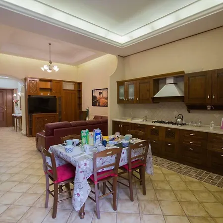 Marty House Casa vacanze